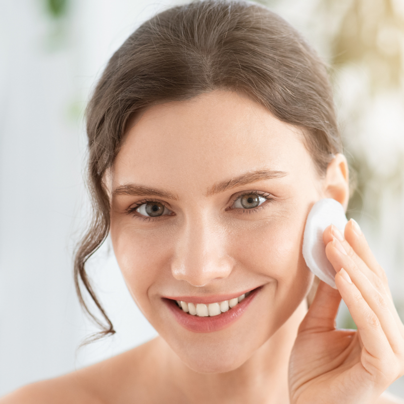 Best 7% glycolic acid toner by KJ Serums for smoother, brighter skin