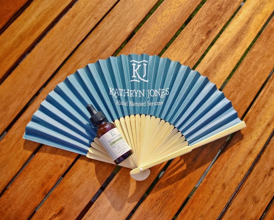 Stylish collapsible hand fan, made with Bamboo & Recycled Paper. Best for Speeding up Serum Application. Made in Dubai, UAE